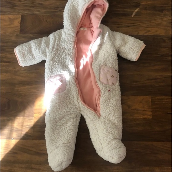 Baby girl Jessica Simpson snowsuit - Picture 2 of 3